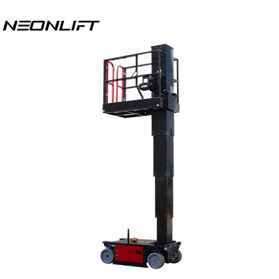 Teleskooppinen itseliikkuva antennilava